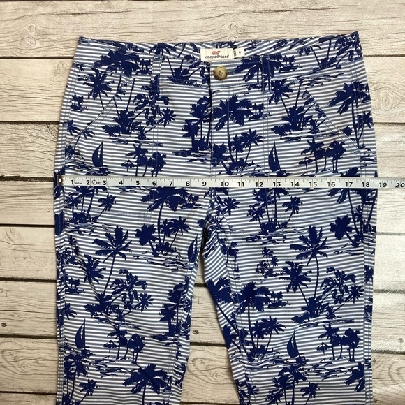 Vineyard Vines Island Scene Skinny Pants - Picture 6 of 10